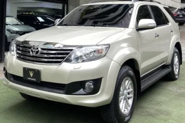 Toyota Fortuner 2015