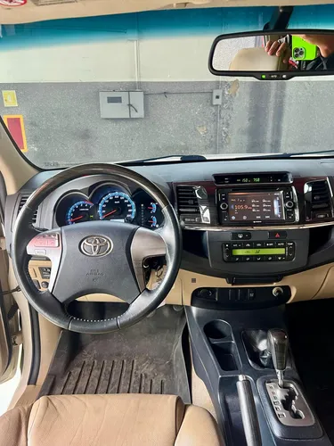 Toyota Fortuner 2015 Blanco Caracas
