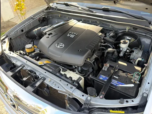 Toyota Fortuner 2015 Plateado Caracas