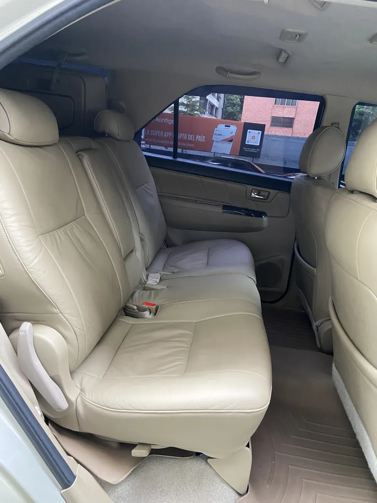 Toyota Fortuner 2015 Dorado Caracas