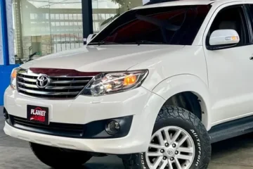 Toyota Fortuner 2015