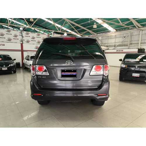 Toyota Fortuner 2015 Gris Caracas