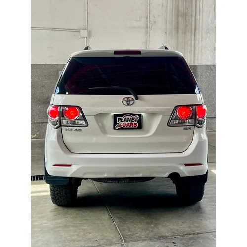 Toyota Fortuner 2015 Blanco Caracas