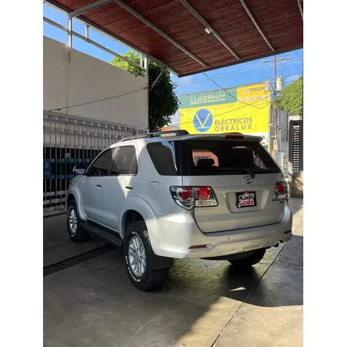 Toyota Fortuner 2015 Plateado Caracas