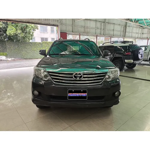 Toyota Fortuner 2015 Gris Caracas
