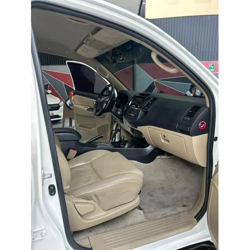 Toyota Fortuner 2015 Blanco Caracas