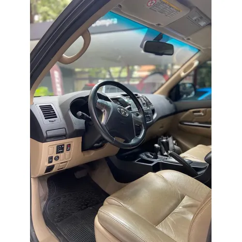 Toyota Fortuner 2015 Gris Caracas