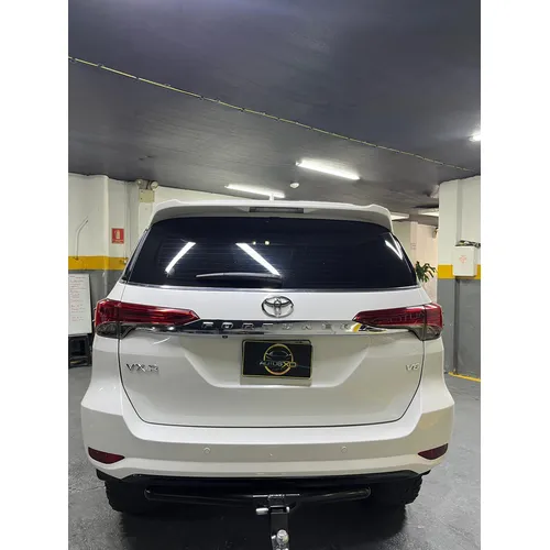 Toyota Fortuner VX.R 2016 Blanco Caracas