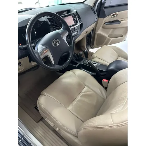 Toyota Fortuner 2017 Plateado Caracas