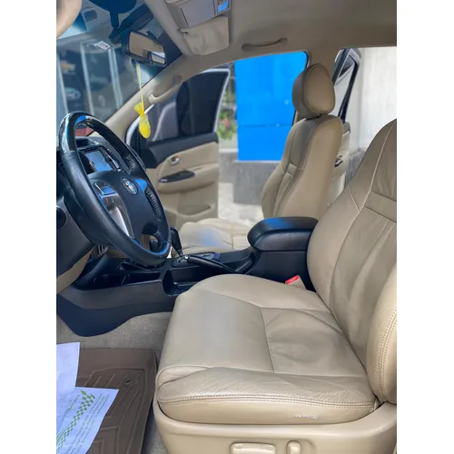 Toyota Fortuner SR 2017 Plateado Caracas
