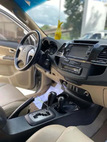 Toyota Fortuner 2017 Plateado Caracas