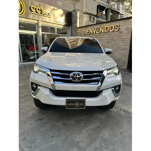 Toyota Fortuner 2017 Blanco Caracas