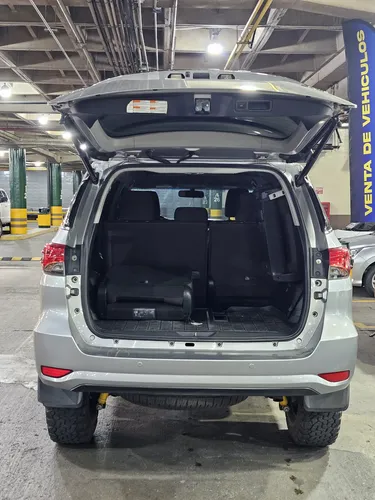 Toyota Fortuner 2019 Plateado Caracas