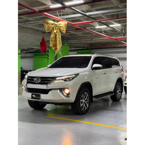 Toyota Fortuner 2019 Blanco Caracas