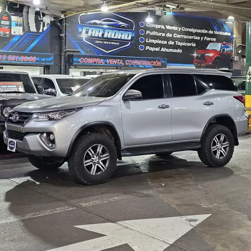 Toyota Fortuner 2019 Plateado Caracas