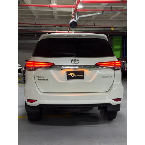 Toyota Fortuner 2019 Blanco Caracas