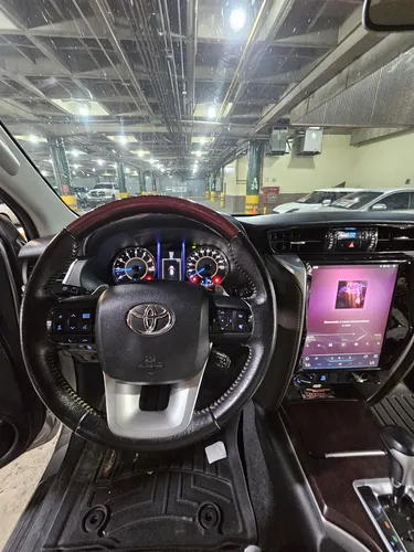 Toyota Fortuner 2019 Plateado Caracas
