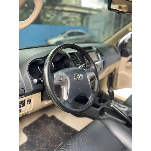 Toyota Fortuner 2019 Gris Caracas