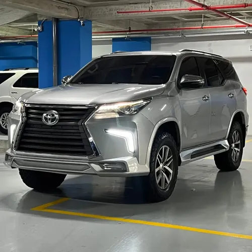 Toyota Fortuner 2020 Plateado Caracas