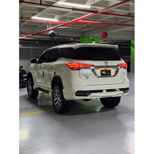 Toyota Fortuner 2020 Blanco Caracas