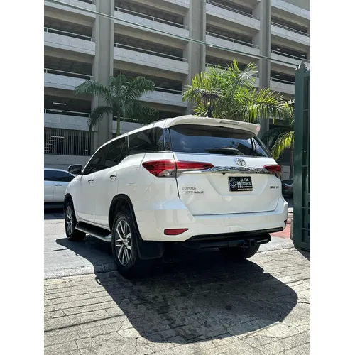 Toyota Fortuner 2020 Blanco Caracas