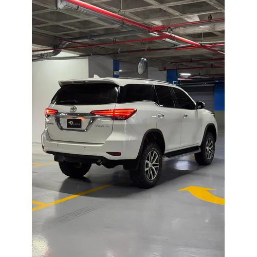 Toyota Fortuner 2020 Blanco Caracas