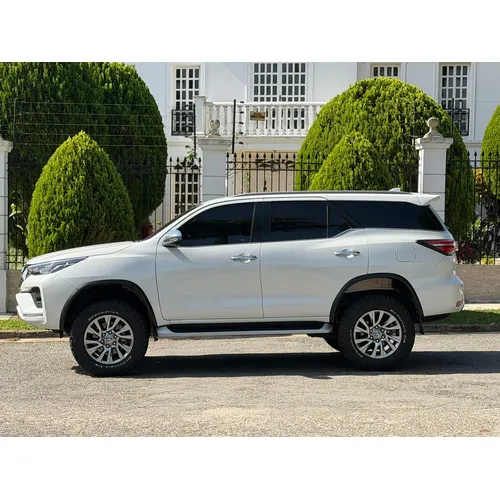 Toyota Fortuner 2021 Blanco Caracas