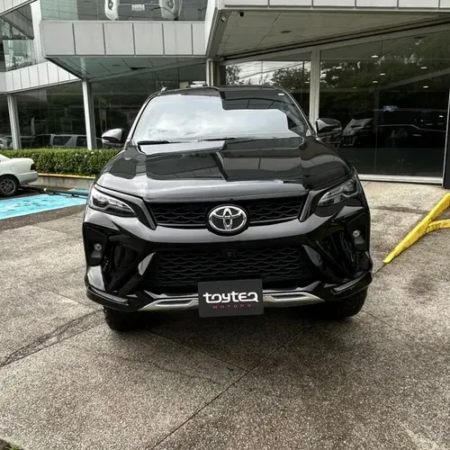 Toyota Fortuner 2025 Negro Los Teques