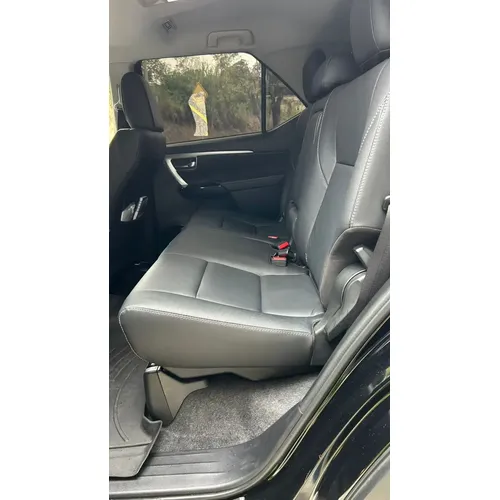Toyota Fortuner 2025 Negro Los Teques