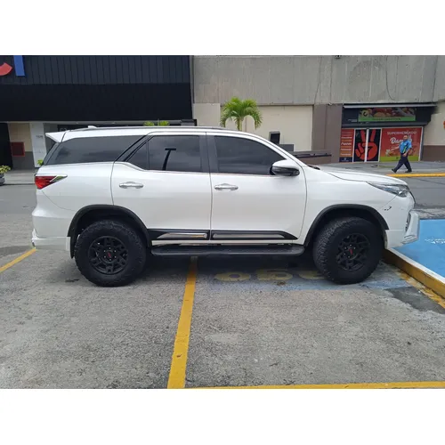 Toyota Fortuner 2019 Blanco Caracas