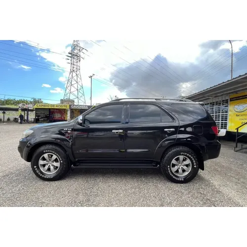 Toyota Fortuner 2009 Negro Caracas