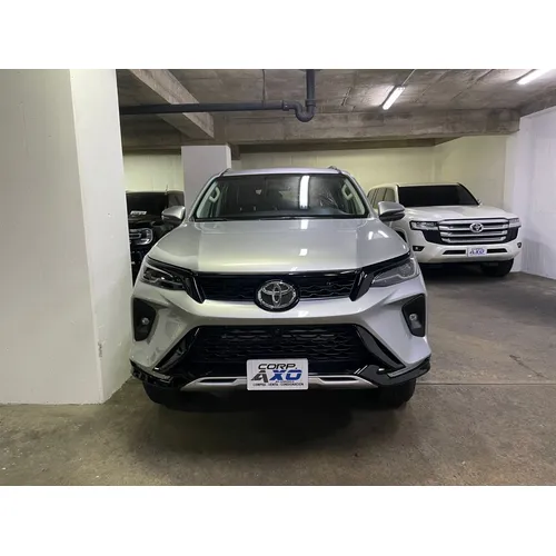 Toyota Fortuner SW4 2026 Plateado Caracas