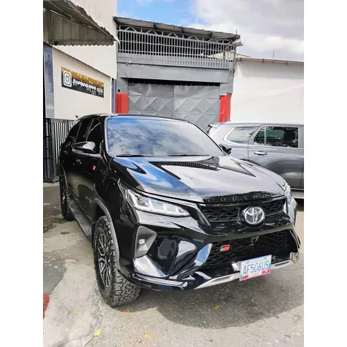 Toyota Fortuner GR 2024 Negro Girardot