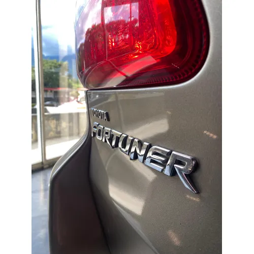 Toyota Fortuner 2010 Dorado Caracas
