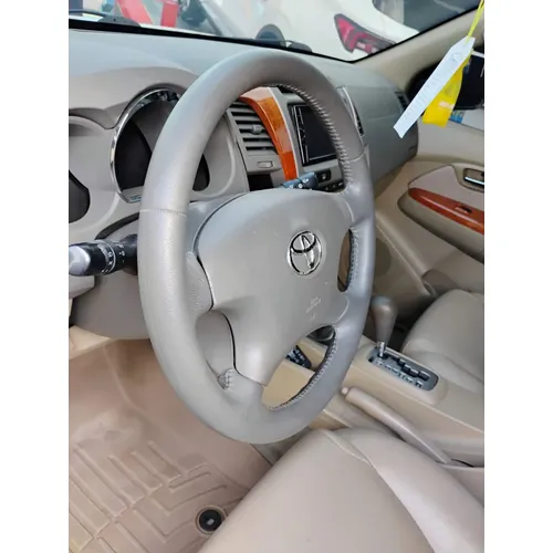 Toyota Fortuner 2012 Beige Girardot