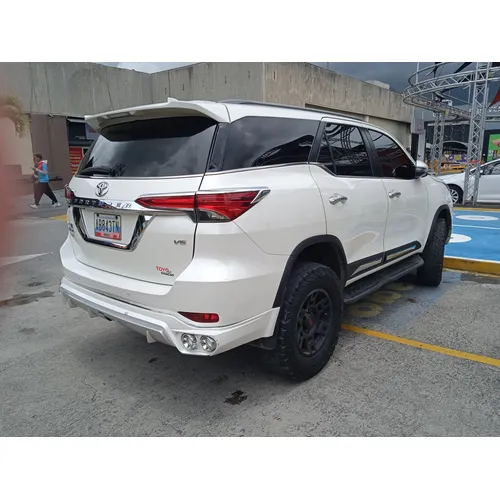 Toyota Fortuner 2019 Blanco Caracas