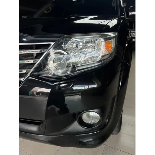 Toyota Fortuner 2015 Gris Caracas