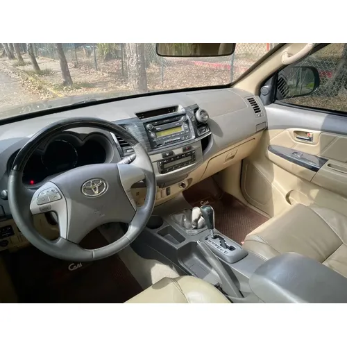 Toyota Fortuner 2012 Dorado Caracas