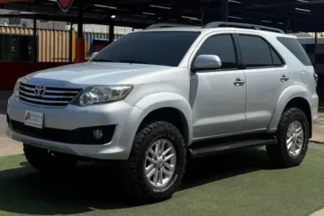 Toyota Fortuner 4x2 V6