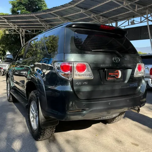 Toyota Fortuner 2012 Verde Caracas