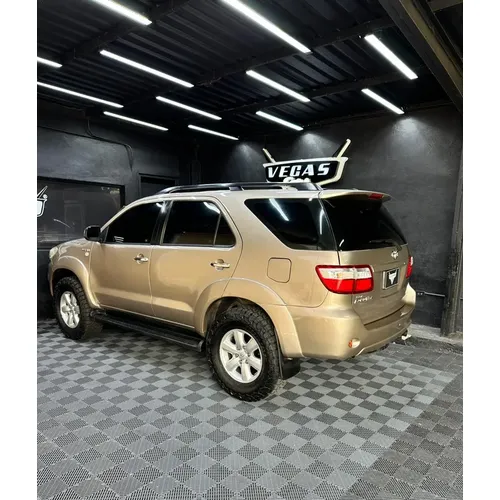 Toyota Fortuner 2012 Beige Caracas