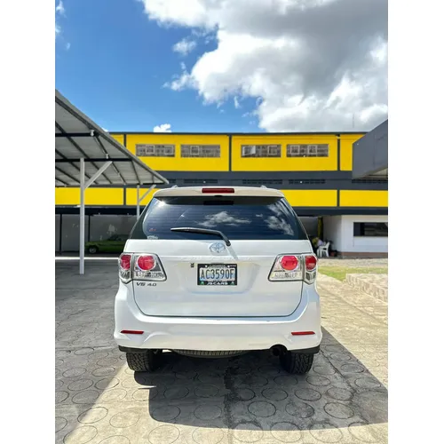 Toyota Fortuner 2014 Blanco Puerto Ordaz