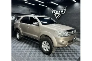 Toyota Fortuner 4x4