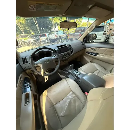 Toyota Fortuner 2012 Verde Caracas