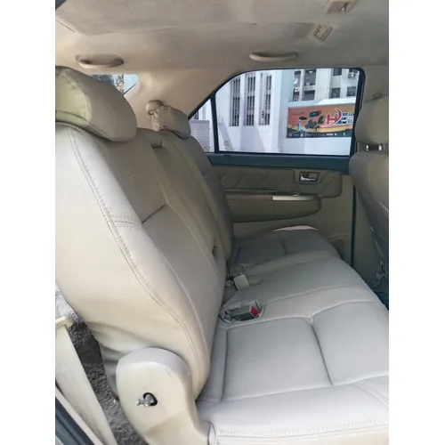 Toyota Fortuner 2011 Beige Maracay