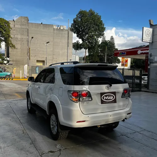Toyota Fortuner 2012 Blanco Caracas