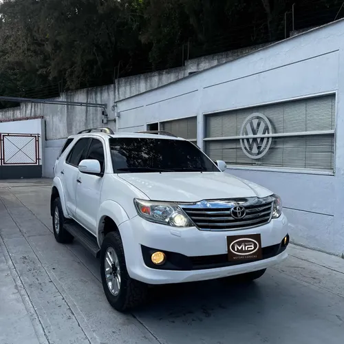 Toyota Fortuner 2012 Blanco Caracas