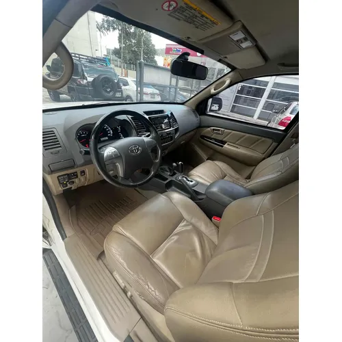 Toyota Fortuner 2012 Blanco Caracas