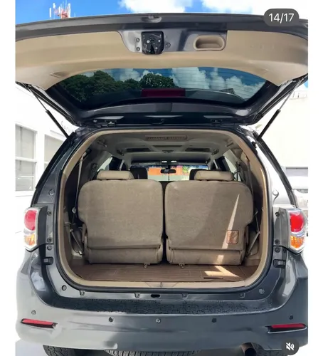 Toyota Fortuner 2013 Gris Caracas