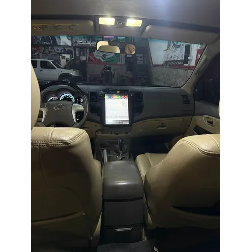 Toyota Fortuner 2013 Gris Los Teques